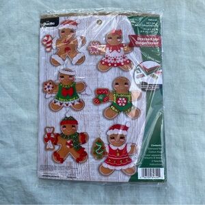 NWT Bucilla 89644E Dressed Up Gingerbread set of 6 felt ornaments craft kit